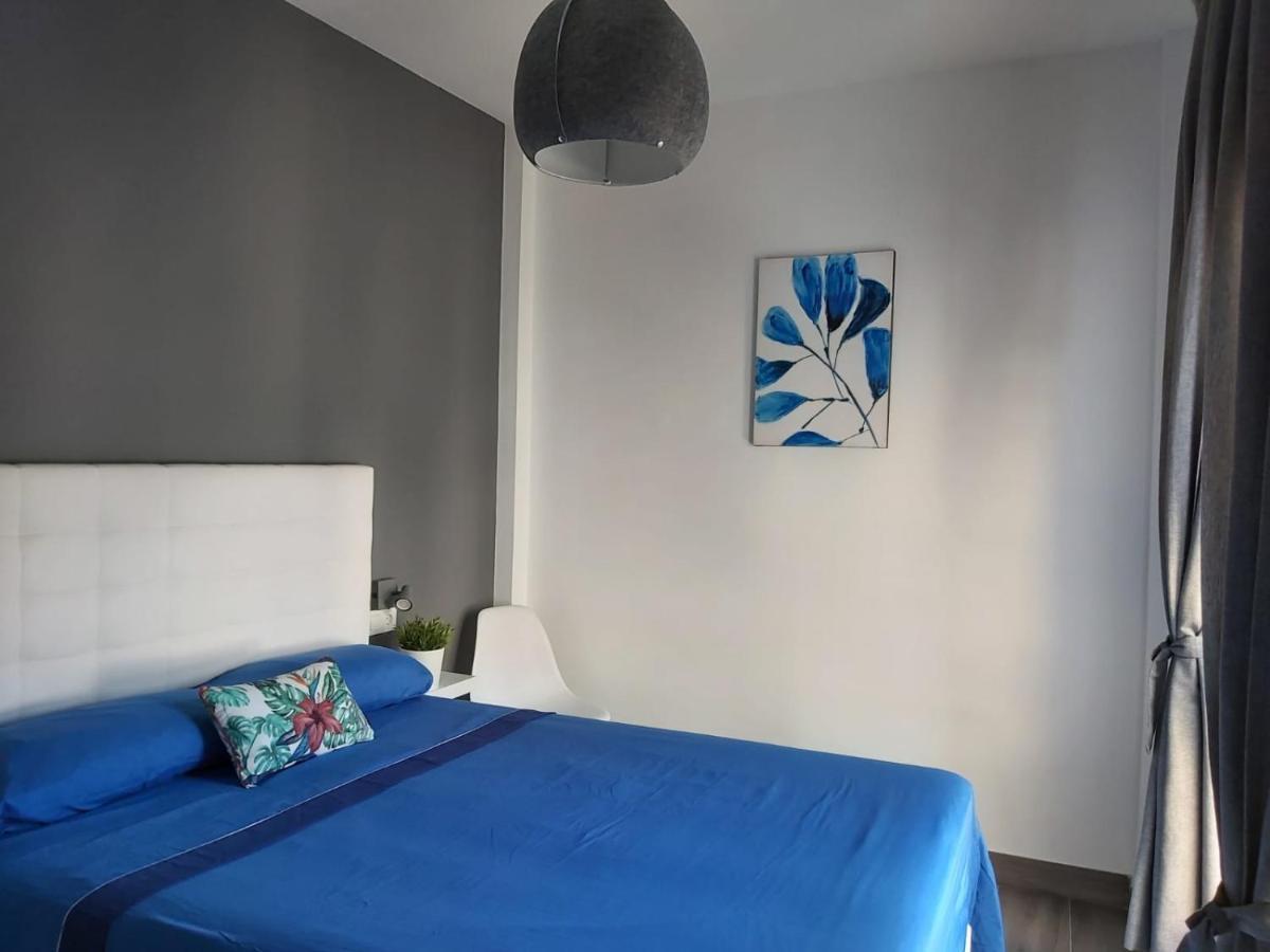 Bnbook Medea Apartments Fuengirola Buitenkant foto